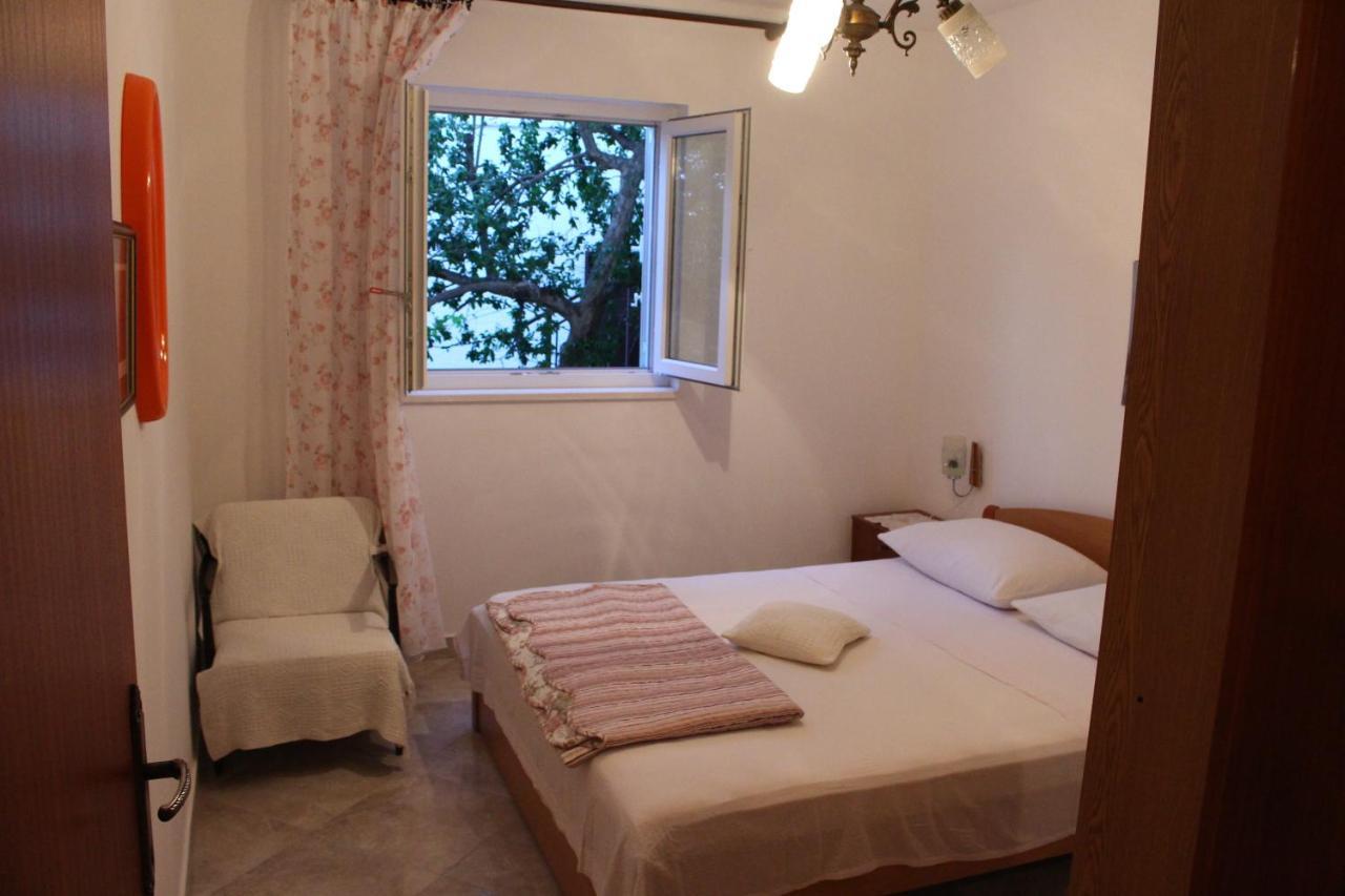 Apartmani Milisa L Primosten Exterior photo