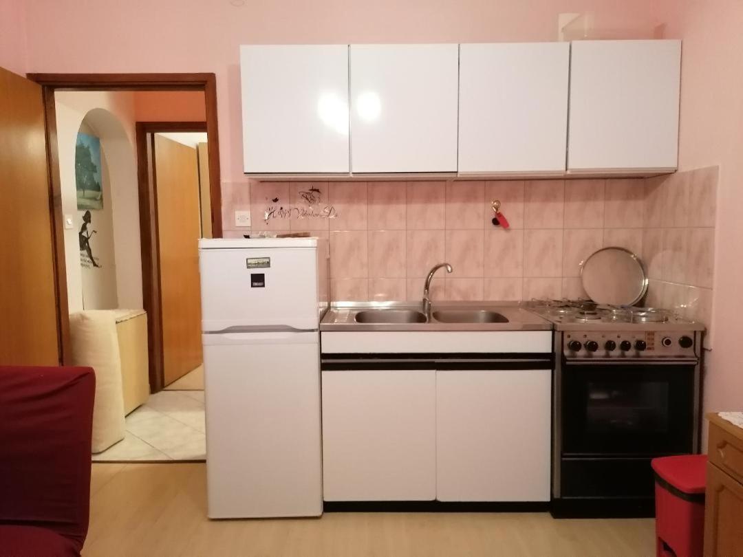 Apartmani Milisa L Primosten Exterior photo