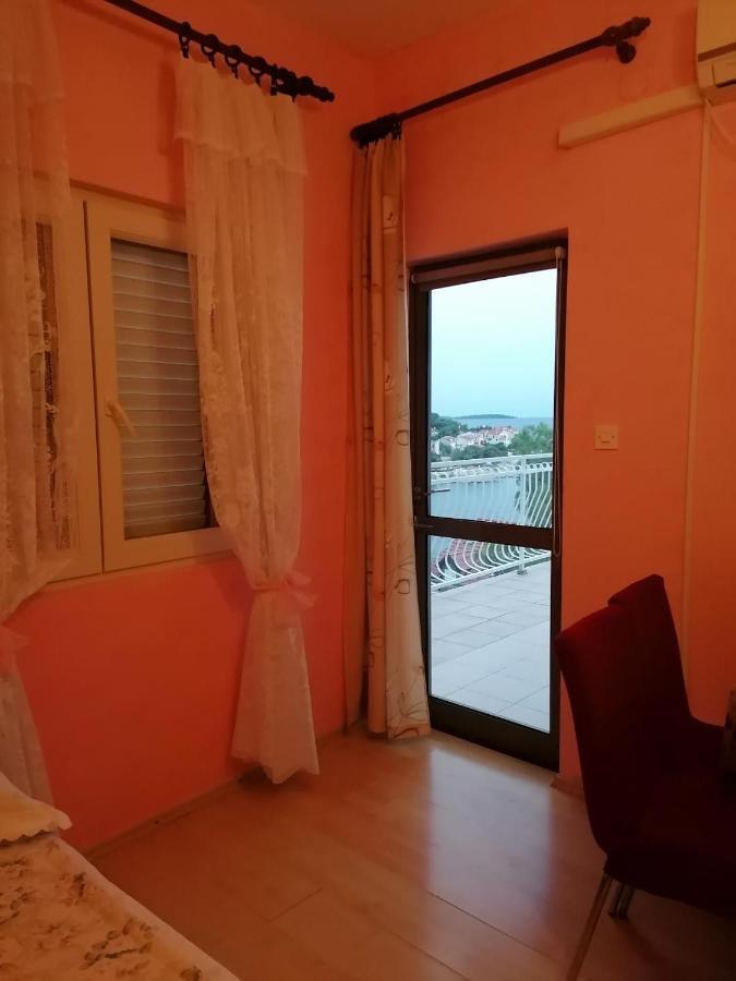Apartmani Milisa L Primosten Exterior photo