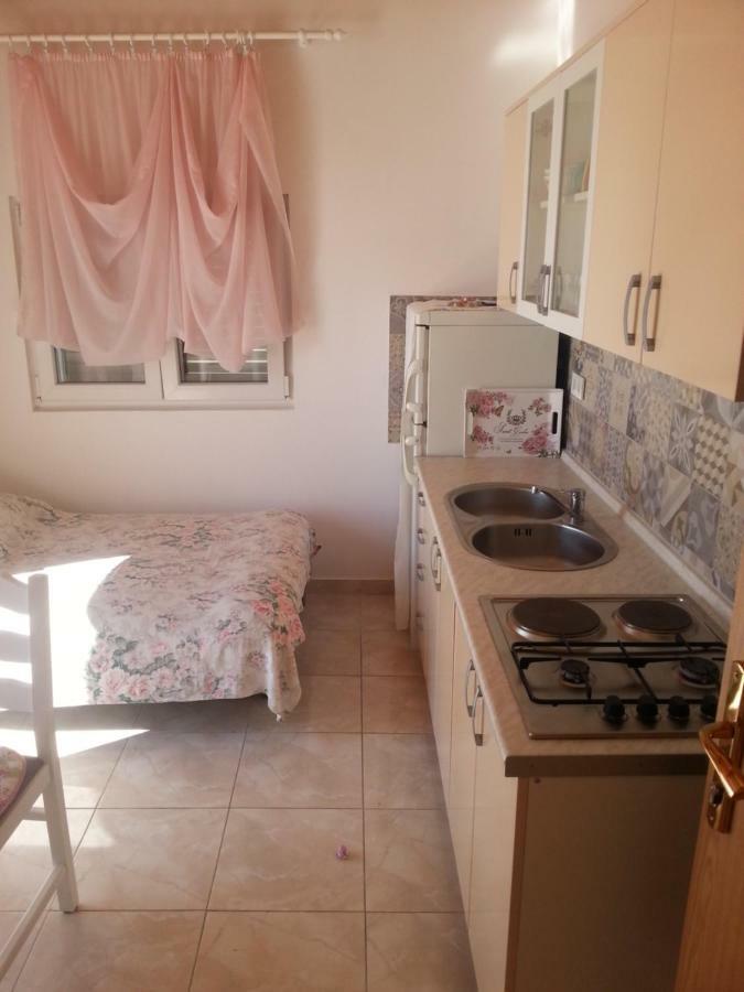 Apartmani Milisa L Primosten Exterior photo